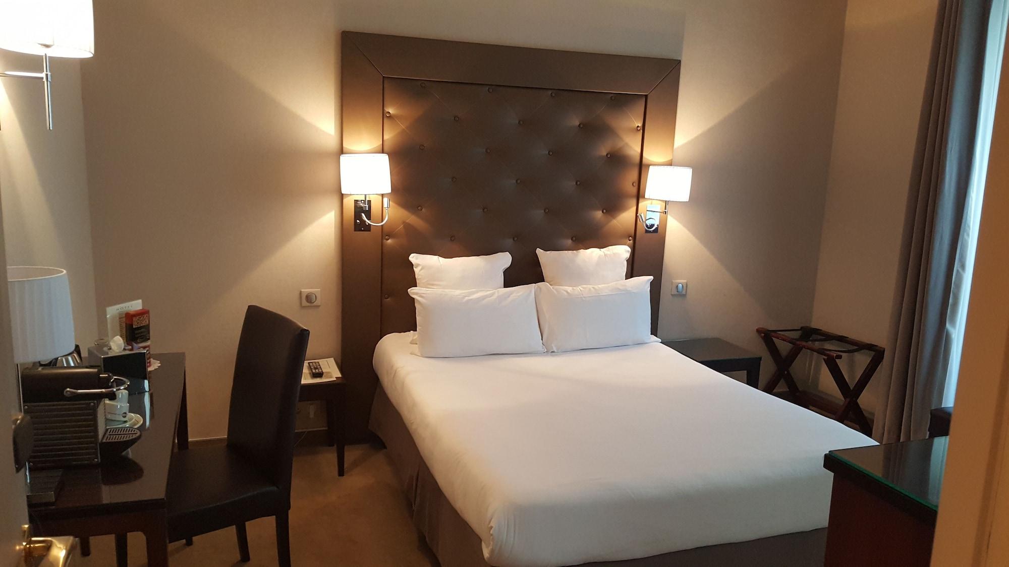 Hotel Saint Cyr Etoile Paris Bagian luar foto
