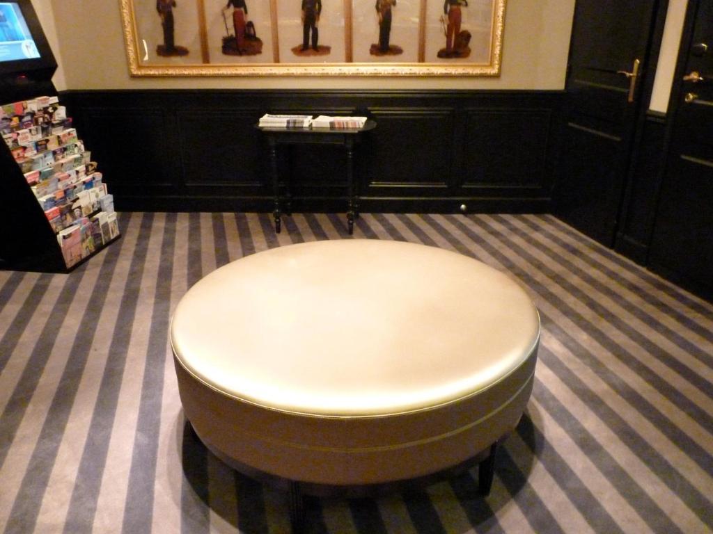 Hotel Saint Cyr Etoile Paris Bagian luar foto