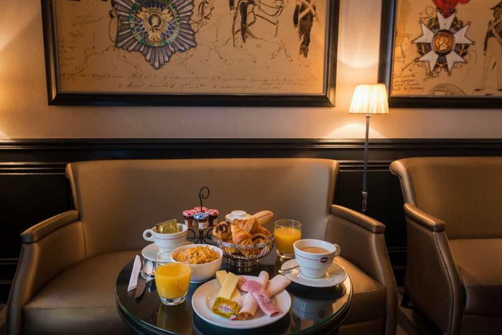 Hotel Saint Cyr Etoile Paris Restoran foto